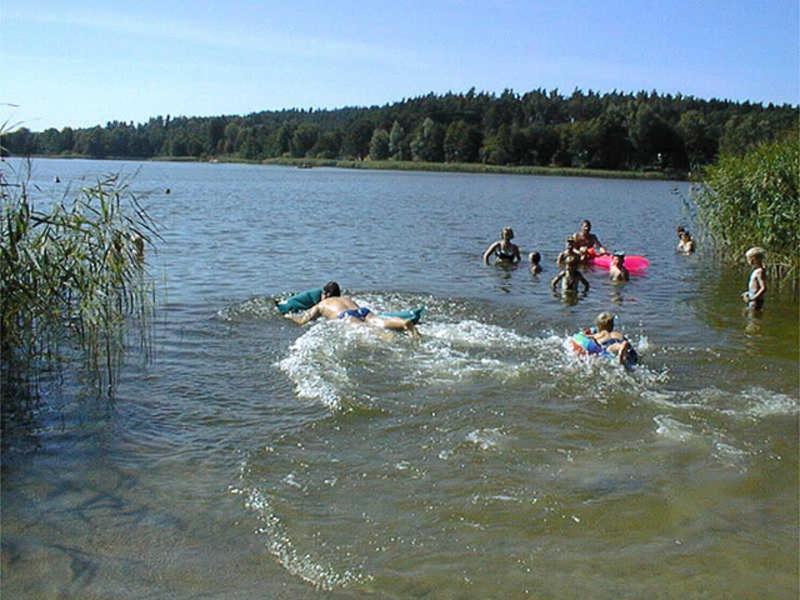 Finnhaussiedlung Am Garder See Lohmen  Exterior photo